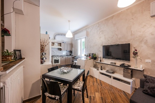 appartamento in vendita a Reggio nell'Emilia in zona Città Storica