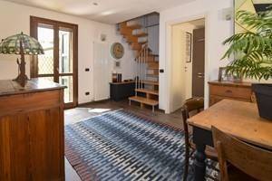 casa indipendente in vendita a Reggio nell'Emilia in zona Rivalta