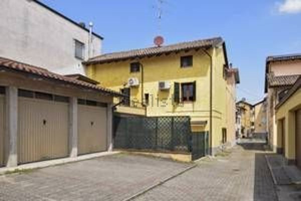casa indipendente in vendita a Reggio nell'Emilia in zona Rivalta