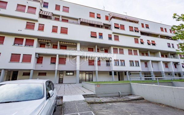 appartamento in vendita a Reggio nell'Emilia in zona Città Storica
