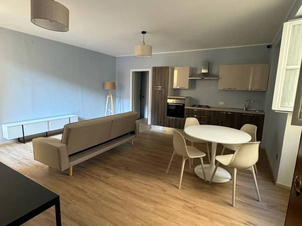 appartamento in vendita a Reggio nell'Emilia in zona Città Storica