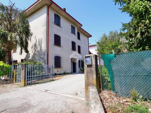 appartamento in vendita a Reggio nell'Emilia in zona Gavassa