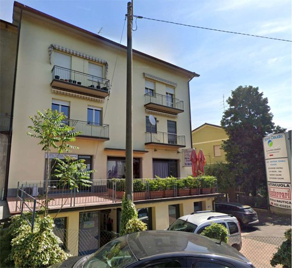 negozio in vendita a Reggio nell'Emilia