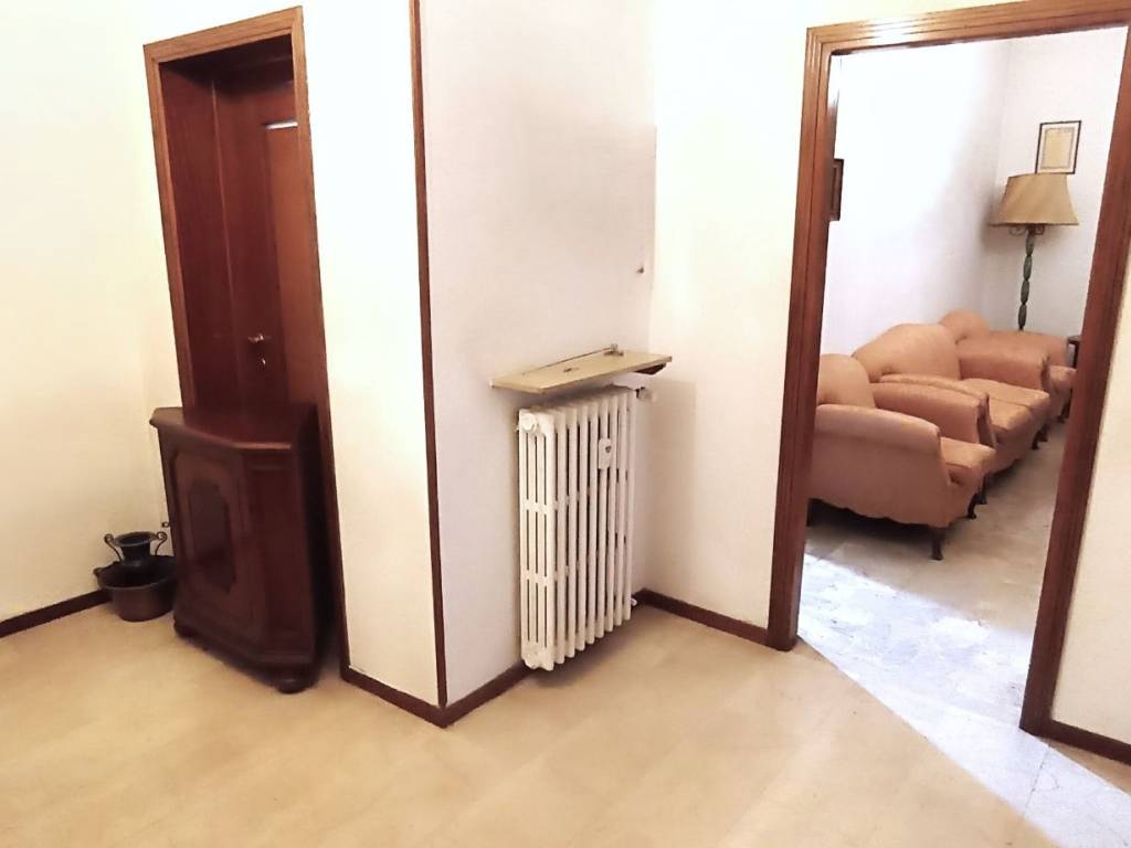 appartamento in vendita a Reggio nell'Emilia in zona Città Storica