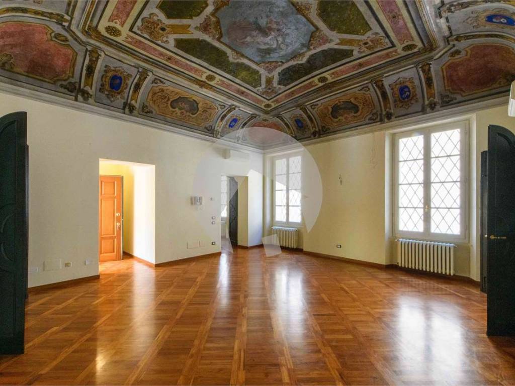 appartamento in vendita a Reggio nell'Emilia in zona Città Storica