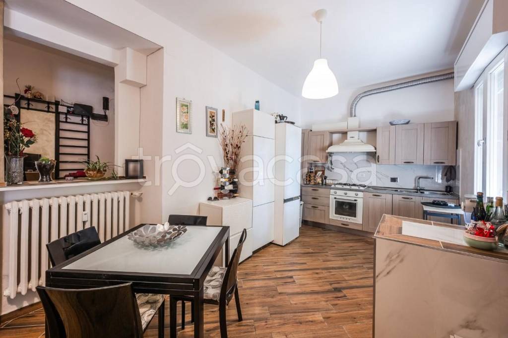 appartamento in vendita a Reggio nell'Emilia in zona Mirabello