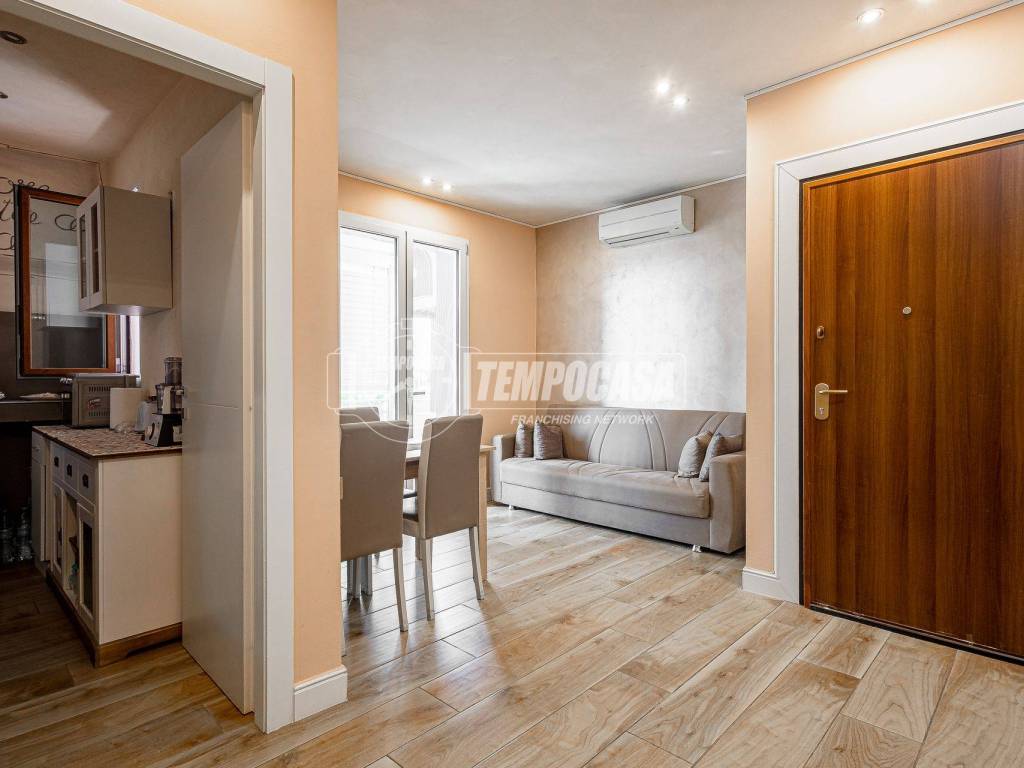 appartamento in vendita a Reggio nell'Emilia in zona Città Storica