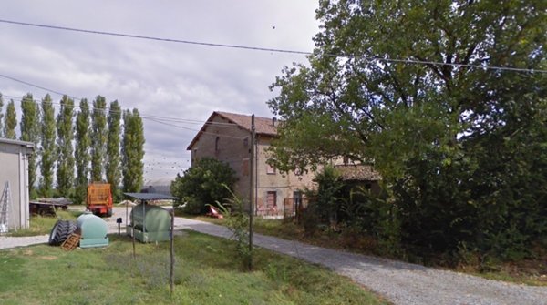 casale in vendita a Reggio nell'Emilia in zona Masone
