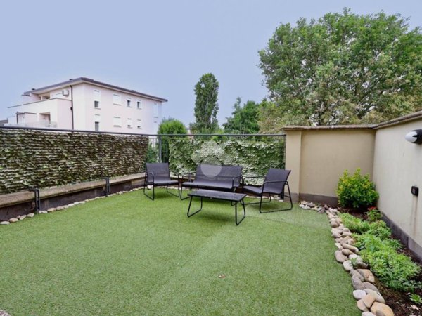 appartamento in vendita a Reggio nell'Emilia in zona Sesso