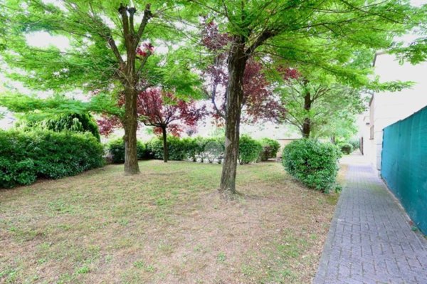 appartamento in vendita a Reggio nell'Emilia in zona Sesso