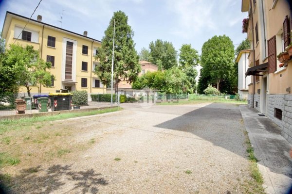 appartamento in vendita a Reggio nell'Emilia in zona Santa Croce