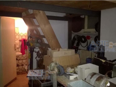 negozio in vendita a Reggio nell'Emilia