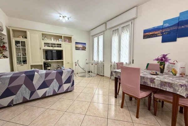 appartamento a Reggio nell'Emilia in zona San Pellegrino / Villa Canali