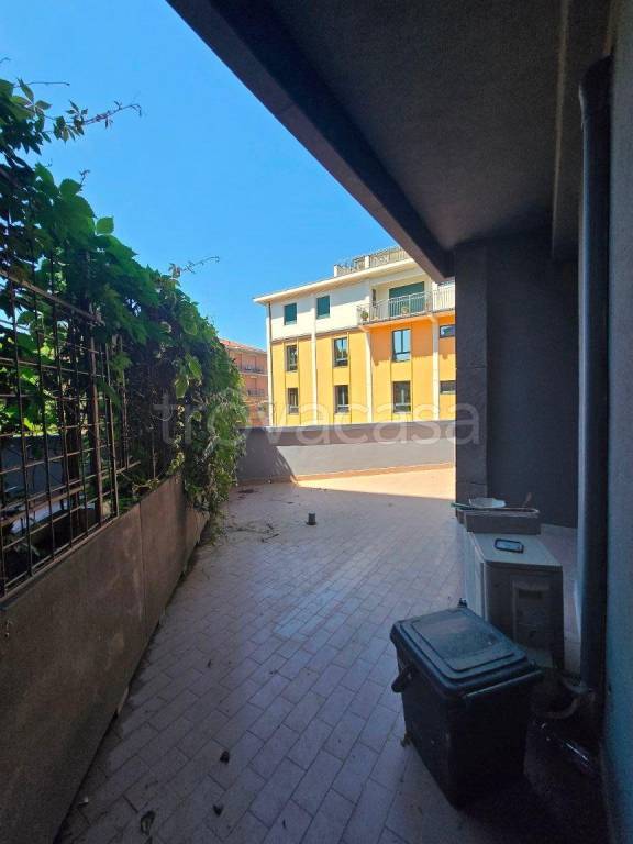 ufficio in vendita a Reggio nell'Emilia in zona Città Storica