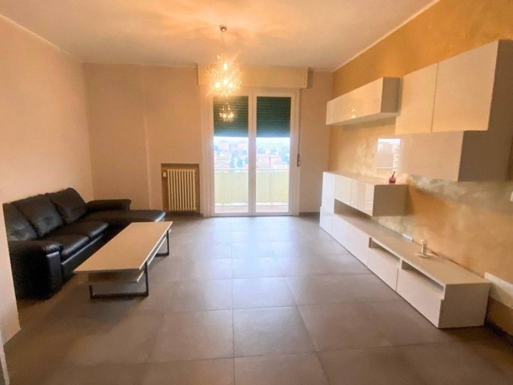 appartamento in vendita a Reggio nell'Emilia in zona Ospizio