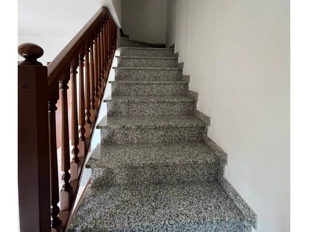 casa indipendente in vendita a Reggio nell'Emilia
