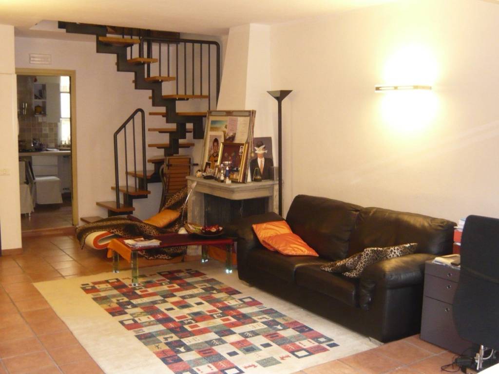 appartamento in vendita a Reggio nell'Emilia in zona Città Storica