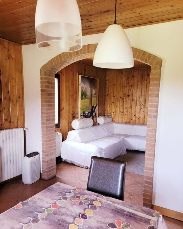 casa indipendente in vendita a Reggio nell'Emilia in zona Cella