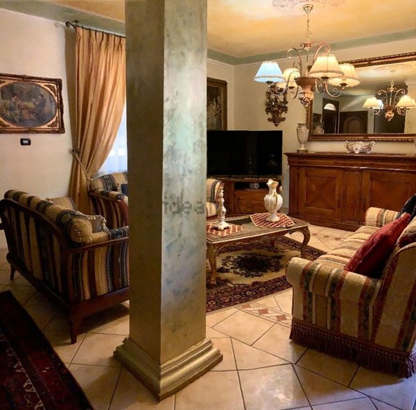 casa indipendente in vendita a Reggio nell'Emilia in zona Cadè / Gaida