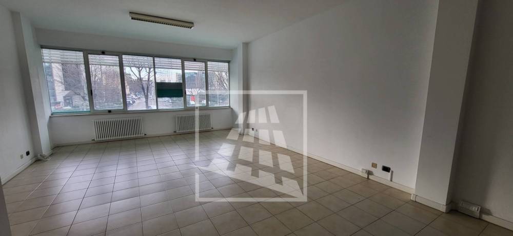 ufficio in vendita a Reggio nell'Emilia in zona Pappagnocca