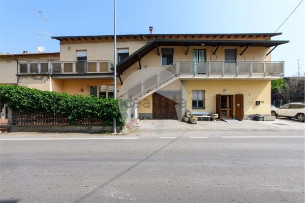 locale di sgombero in vendita a Reggio nell'Emilia
