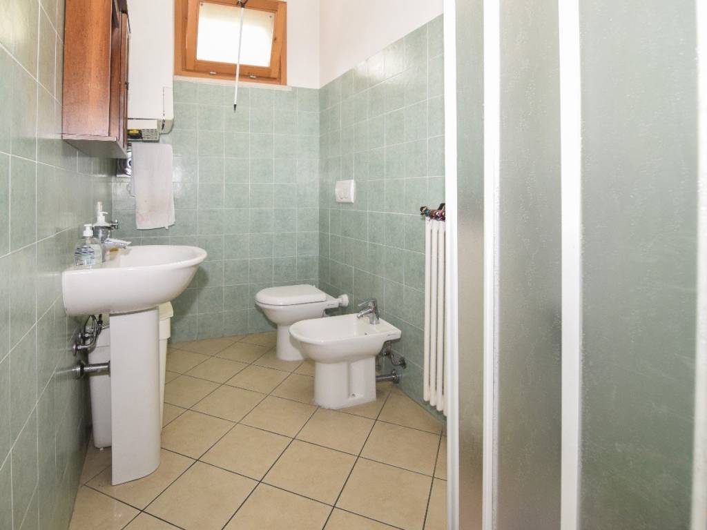 ufficio in vendita a Reggio nell'Emilia in zona Santa Croce