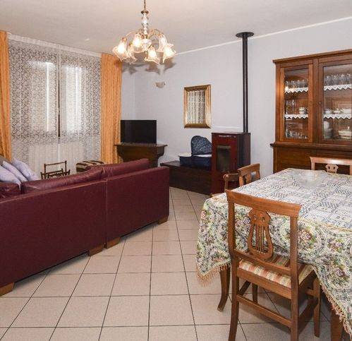 casa indipendente in vendita a Reggio nell'Emilia in zona San Bartolomeo