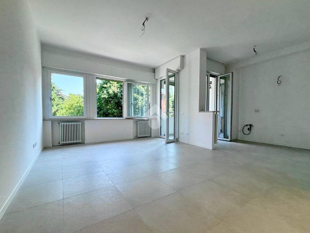 appartamento in vendita a Reggio nell'Emilia in zona Città Storica