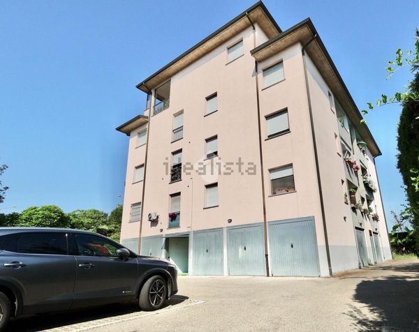 appartamento in vendita a Reggio nell'Emilia in zona Città Storica