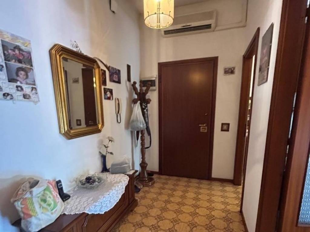 appartamento in vendita a Reggio nell'Emilia in zona Tondo