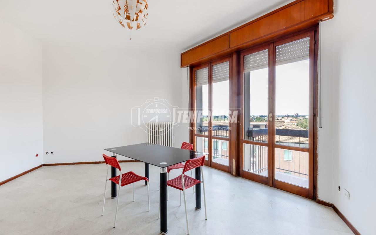 appartamento in vendita a Reggio nell'Emilia in zona Città Storica