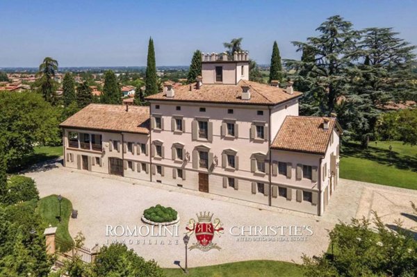 villa in vendita a Reggio nell'Emilia in zona San Bartolomeo