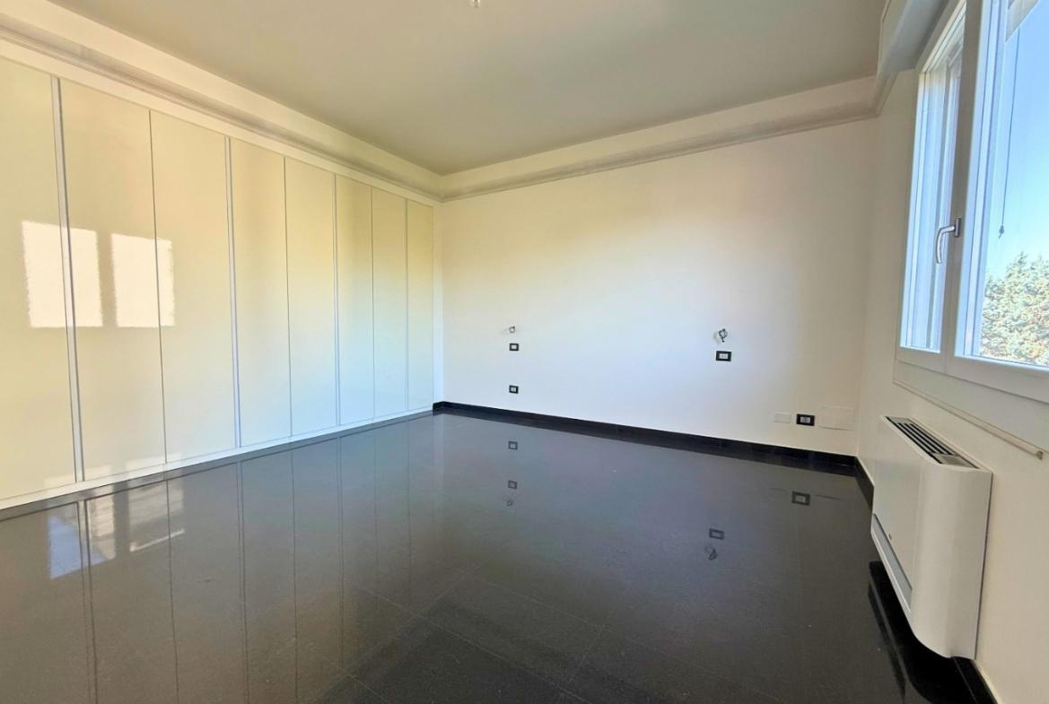 appartamento in vendita a Reggio nell'Emilia in zona Città Storica