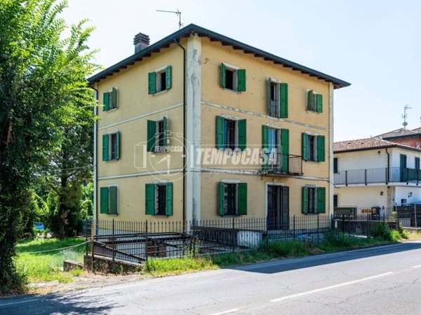 casa indipendente in vendita a Reggio nell'Emilia