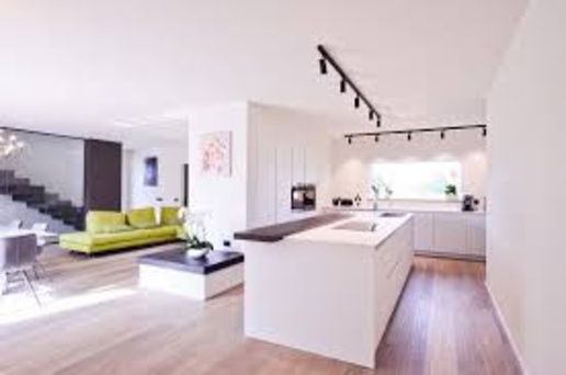 casa indipendente in vendita a Reggio nell'Emilia in zona Ospizio