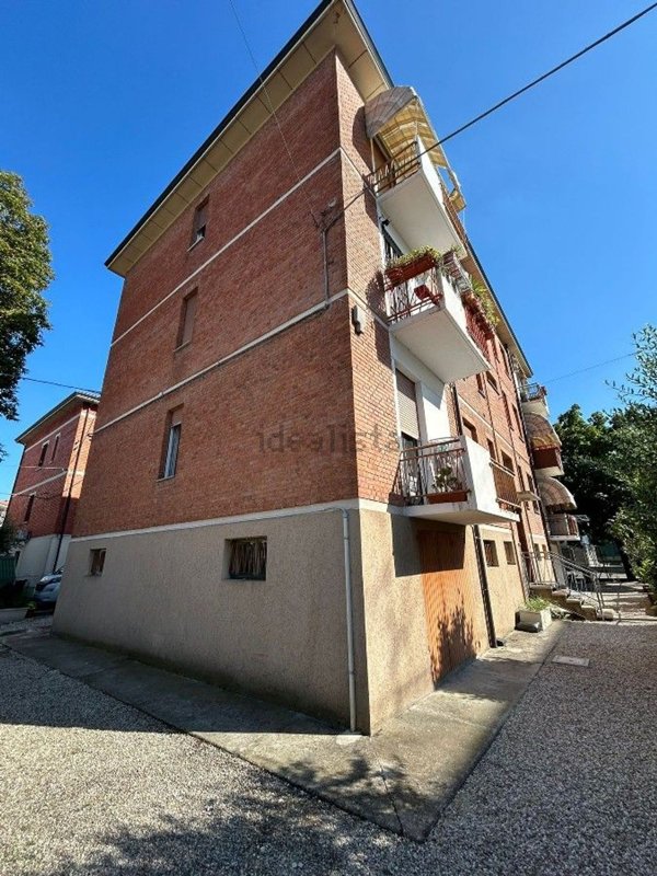appartamento in vendita a Reggio nell'Emilia in zona Rosta Nuova