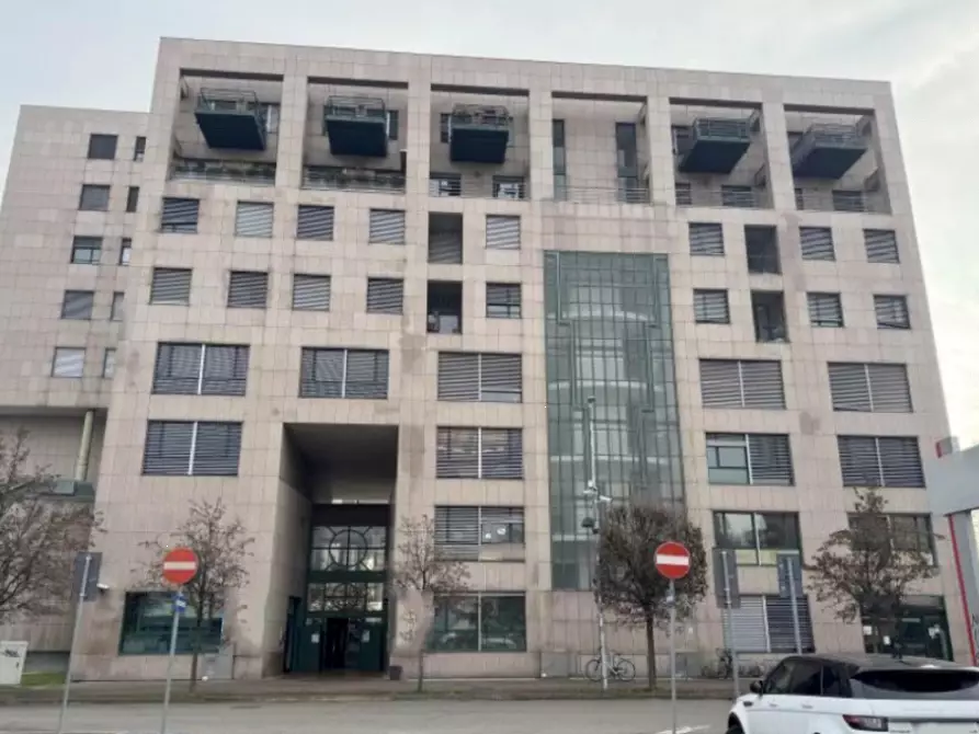 ufficio in vendita a Reggio nell'Emilia in zona Ospizio
