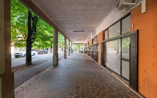 casa semindipendente in vendita a Reggio nell'Emilia in zona Città Storica