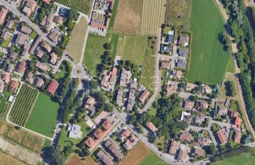 capannone in vendita a Reggio nell'Emilia in zona Tribunale