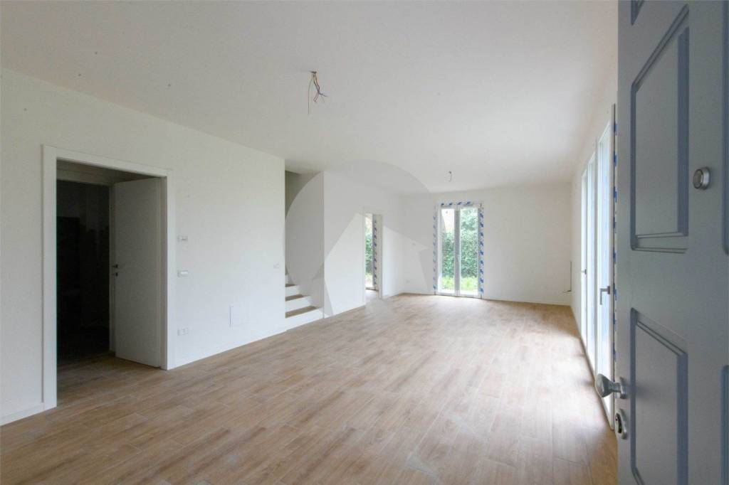 casa indipendente in vendita a Reggio nell'Emilia