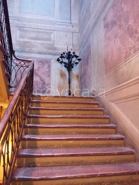 appartamento in vendita a Reggio nell'Emilia in zona Città Storica