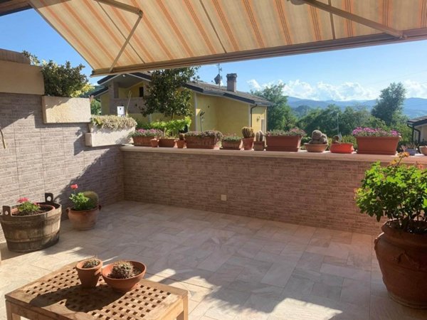 casa indipendente in vendita a Reggio nell'Emilia in zona Città Storica