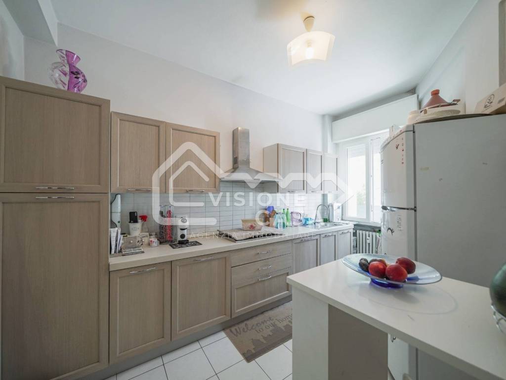 appartamento in vendita a Reggio nell'Emilia in zona Città Storica