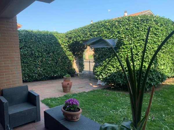 casa indipendente in vendita a Reggio nell'Emilia