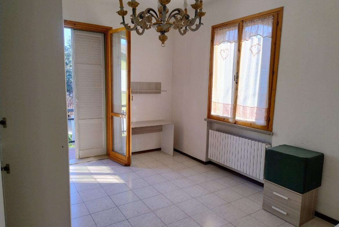 negozio in vendita a Reggio nell'Emilia in zona Città Storica