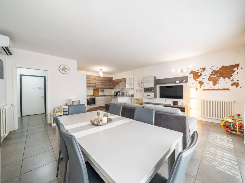 appartamento a Reggio nell'Emilia in zona San Pellegrino / Villa Canali