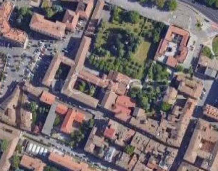 appartamento in vendita a Reggio nell'Emilia in zona Tribunale
