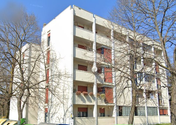 appartamento in vendita a Reggio nell'Emilia in zona Tribunale