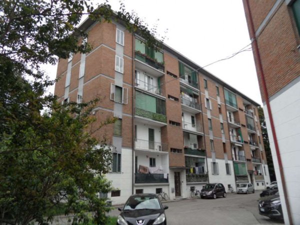 appartamento in vendita a Reggio nell'Emilia in zona Città Storica