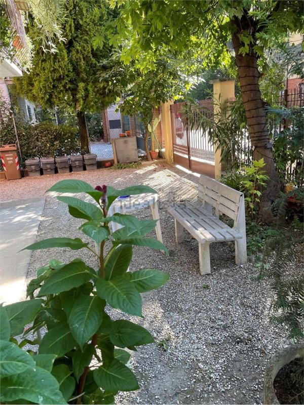 appartamento in vendita a Reggio nell'Emilia in zona Città Storica